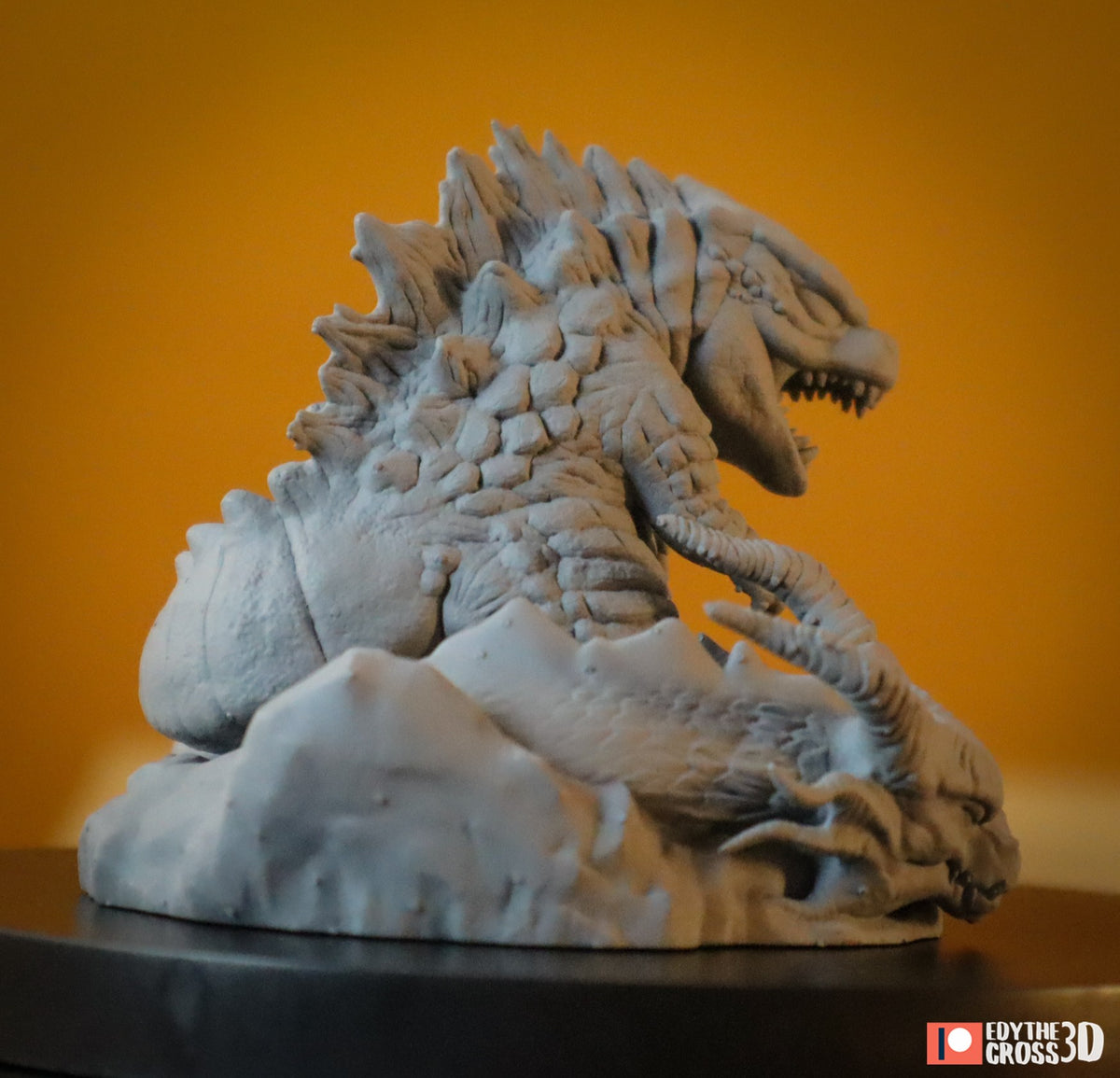 Chibi Kong vs Godzilla resin figure
