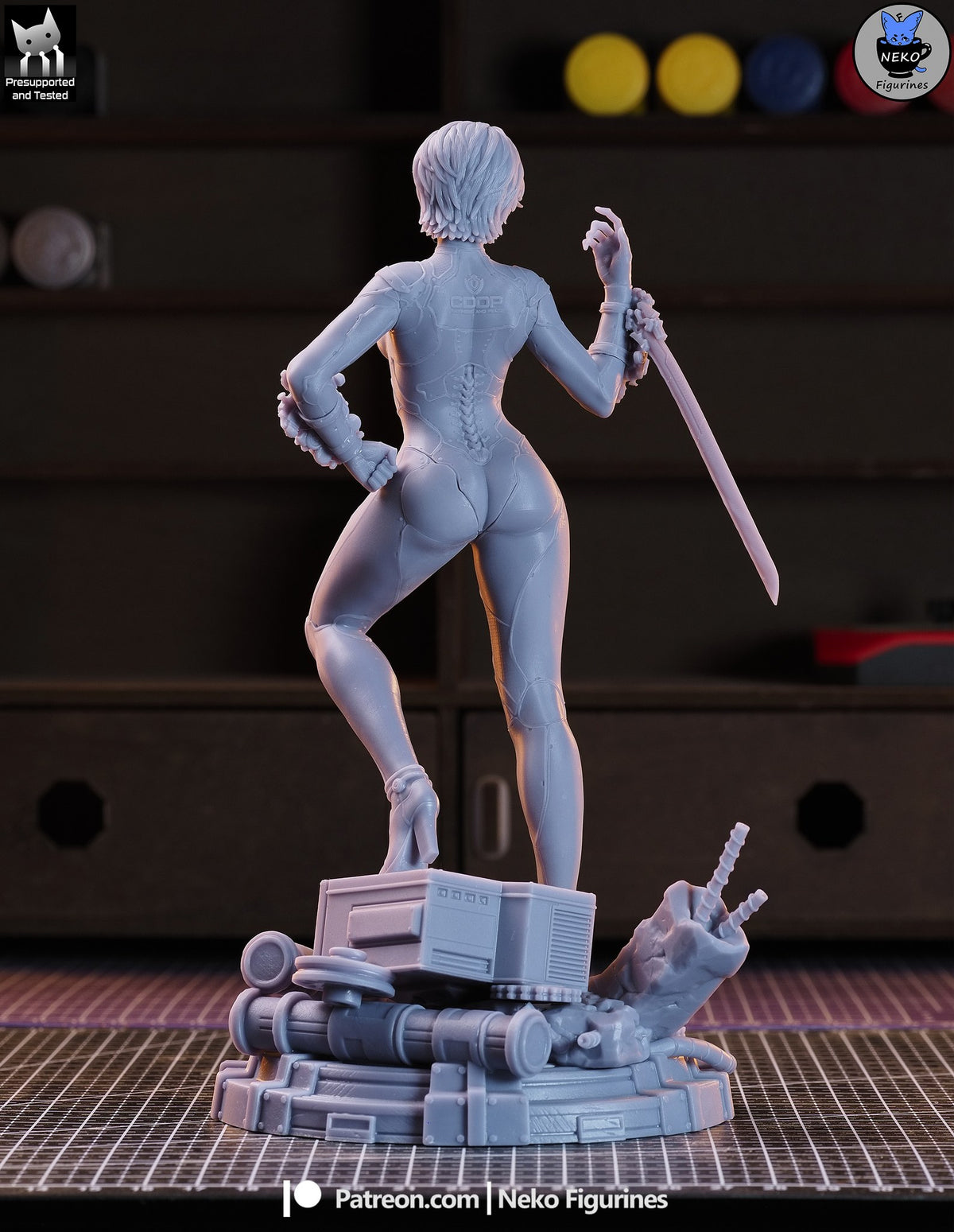 Evie resin figure