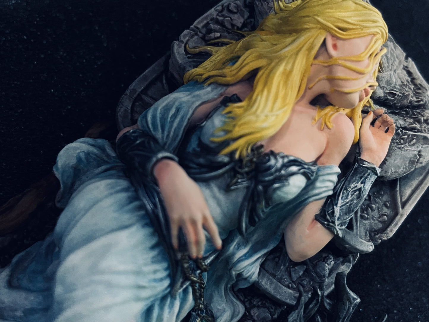 Light's End | 32mm–140mm | 3D Printed Figure | Art Piece | Nerikson | Nerdy Creations