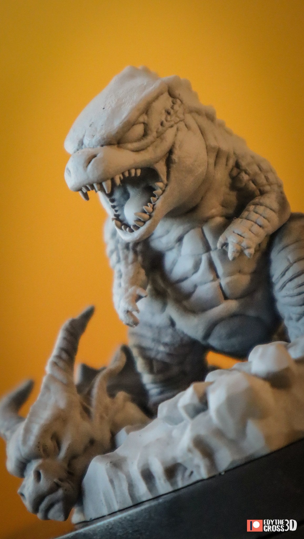 Chibi Kong vs Godzilla resin figure
