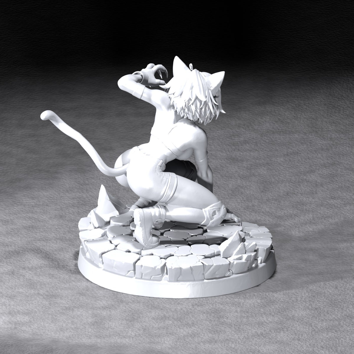 Mina resin figure