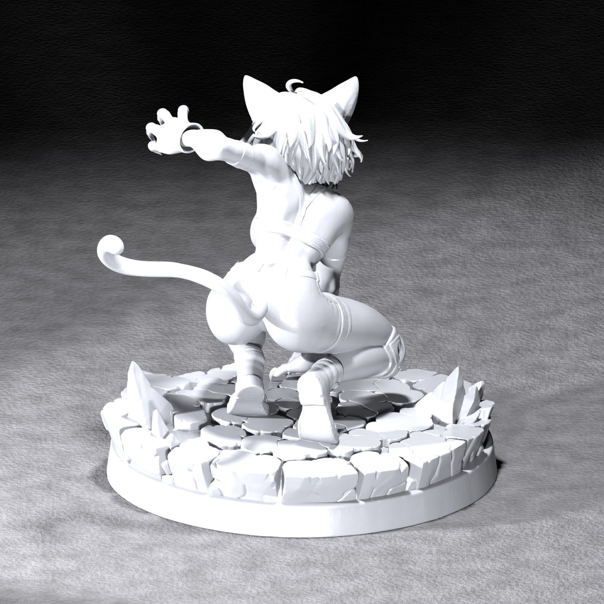 Mina resin figure