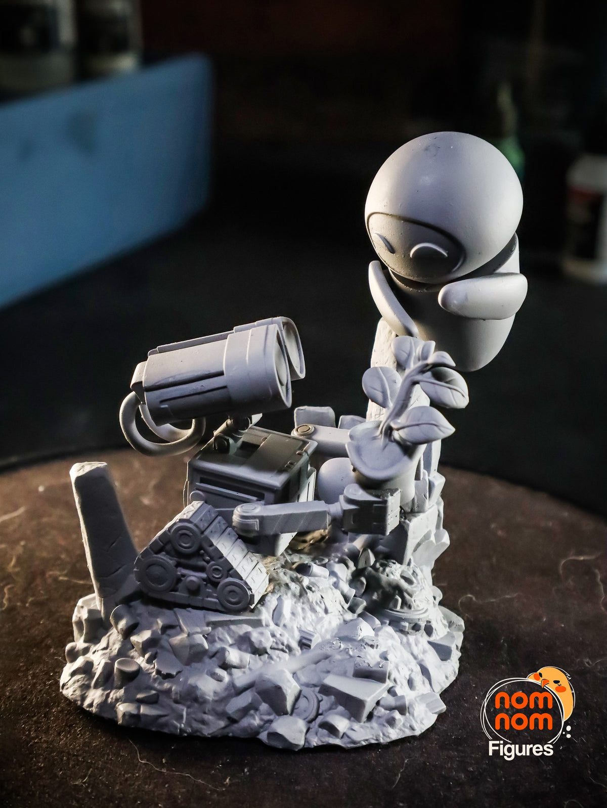 Chibi WALL-E and EVE resin figure