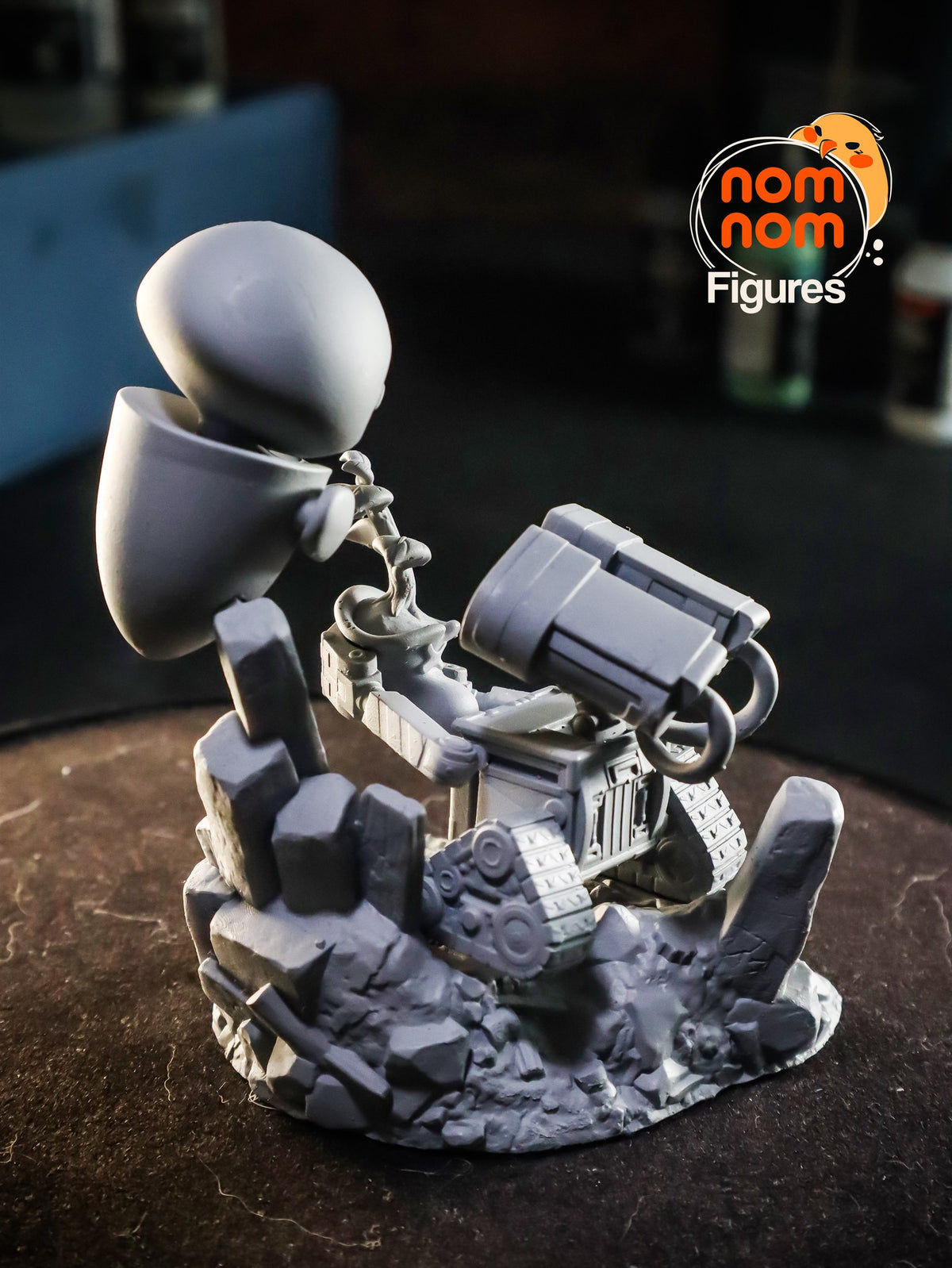 Chibi WALL-E and EVE resin figure