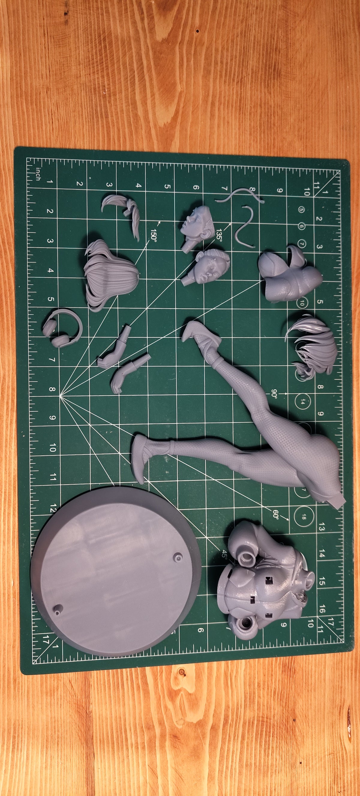 Spider-Gwen Smooth Flat Base Slab resin figure