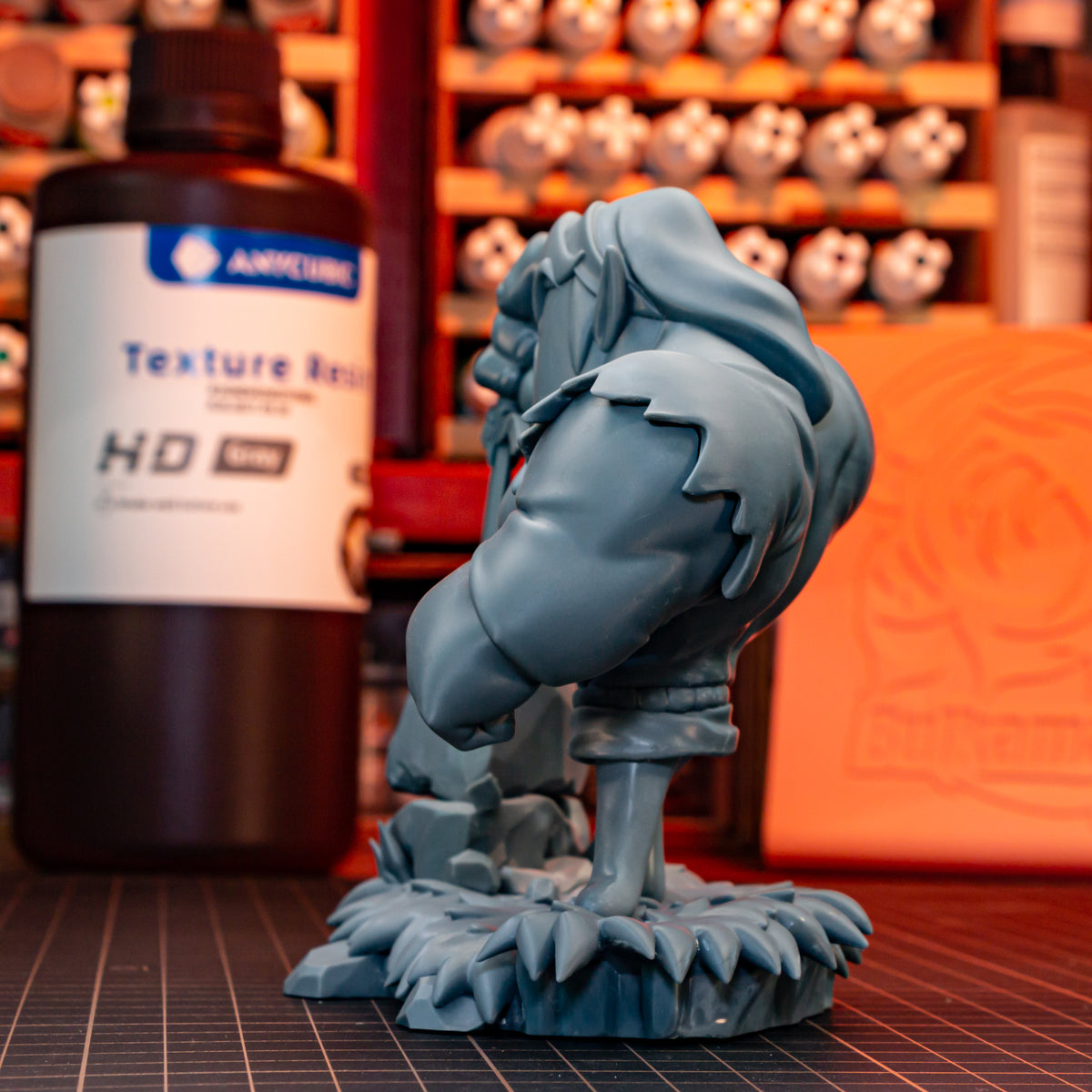 Lunk resin figure