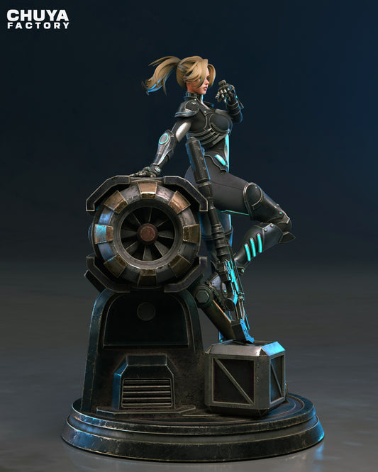 Nova resin figure