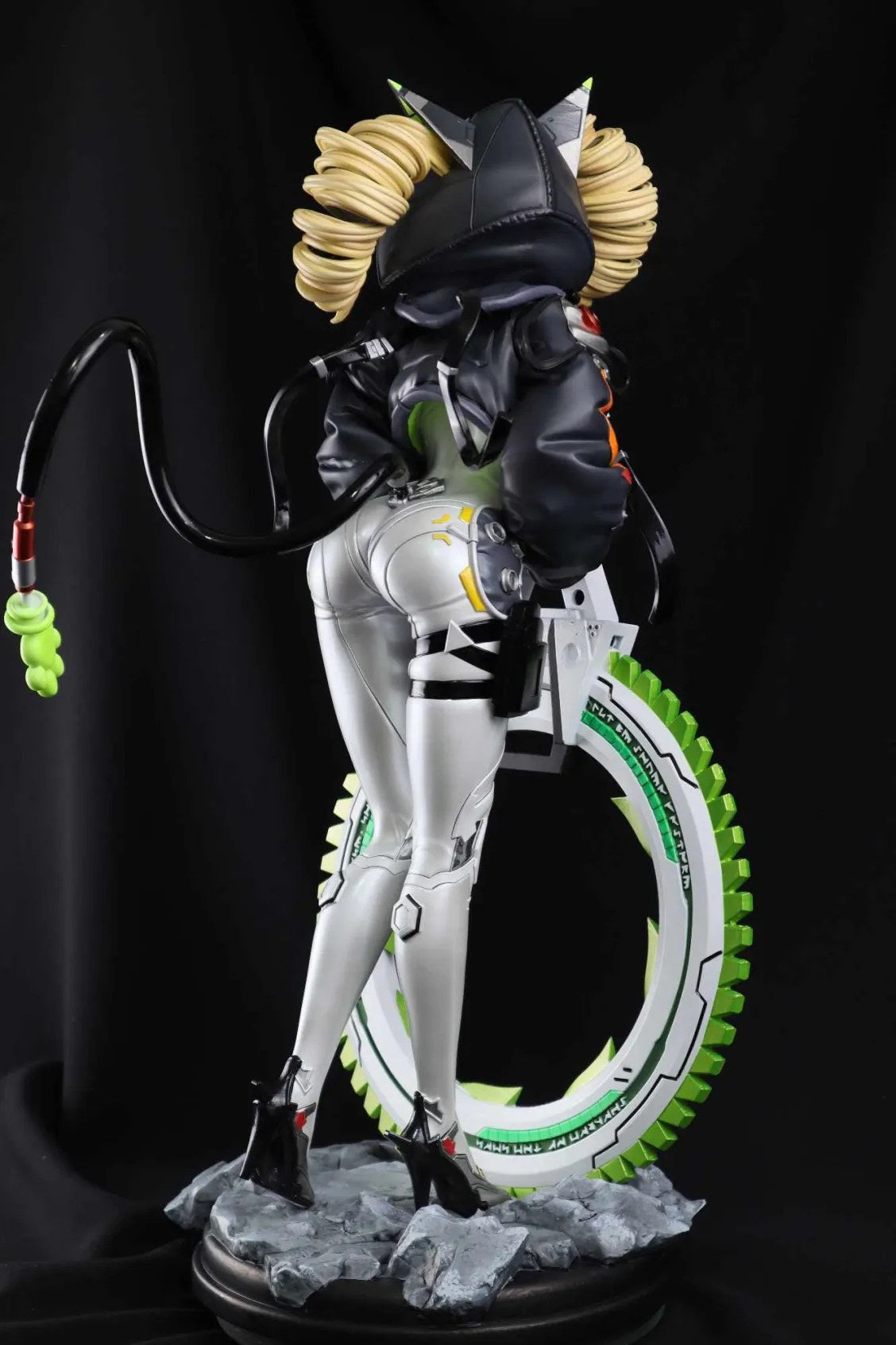 Shiro resin figure