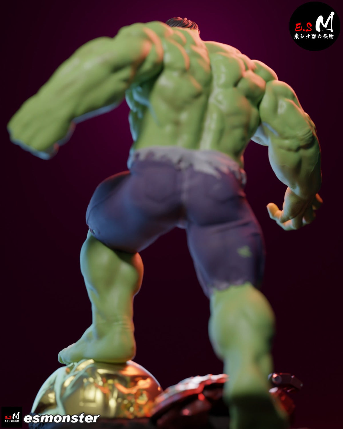 Hulk resin figure