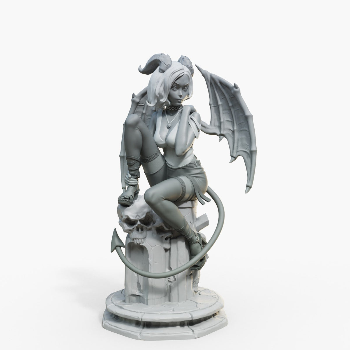 Zarina resin figure