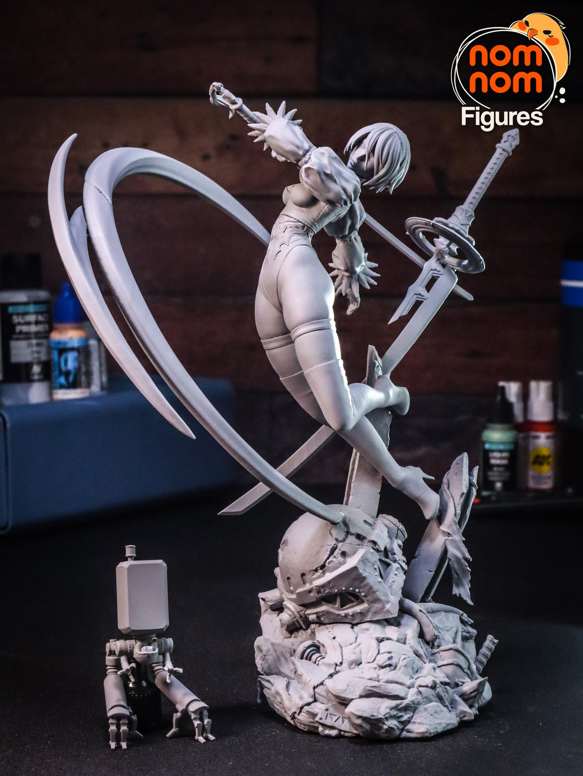 2B resin figure