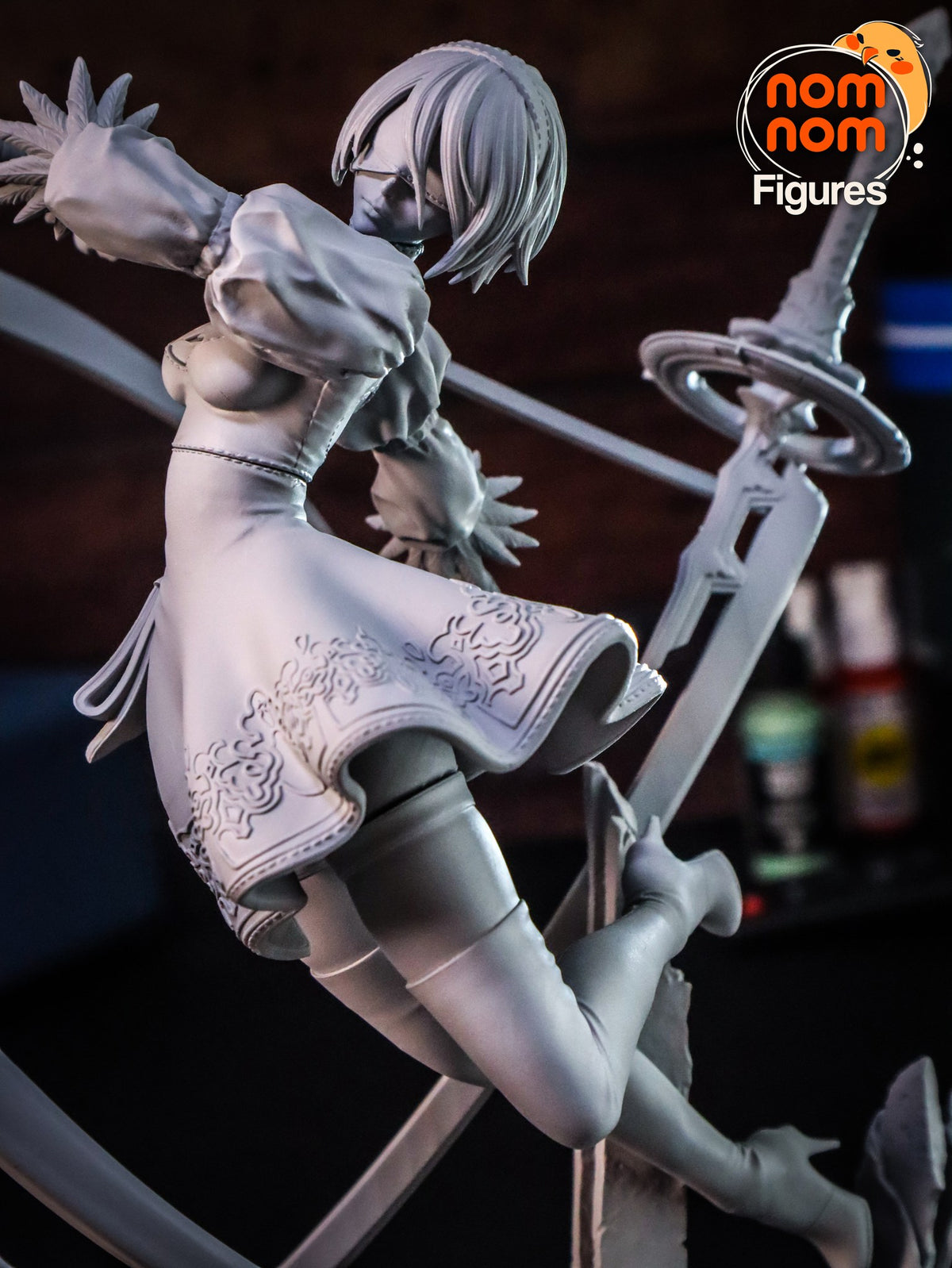 2B resin figure