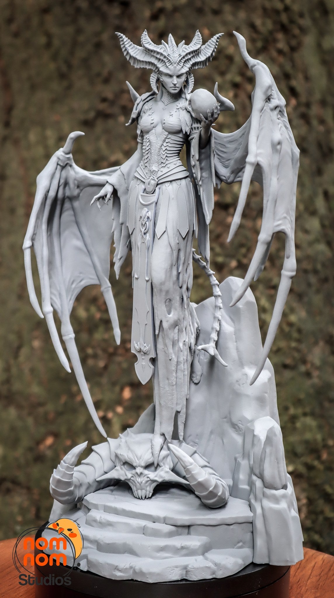 Lilith resin figure