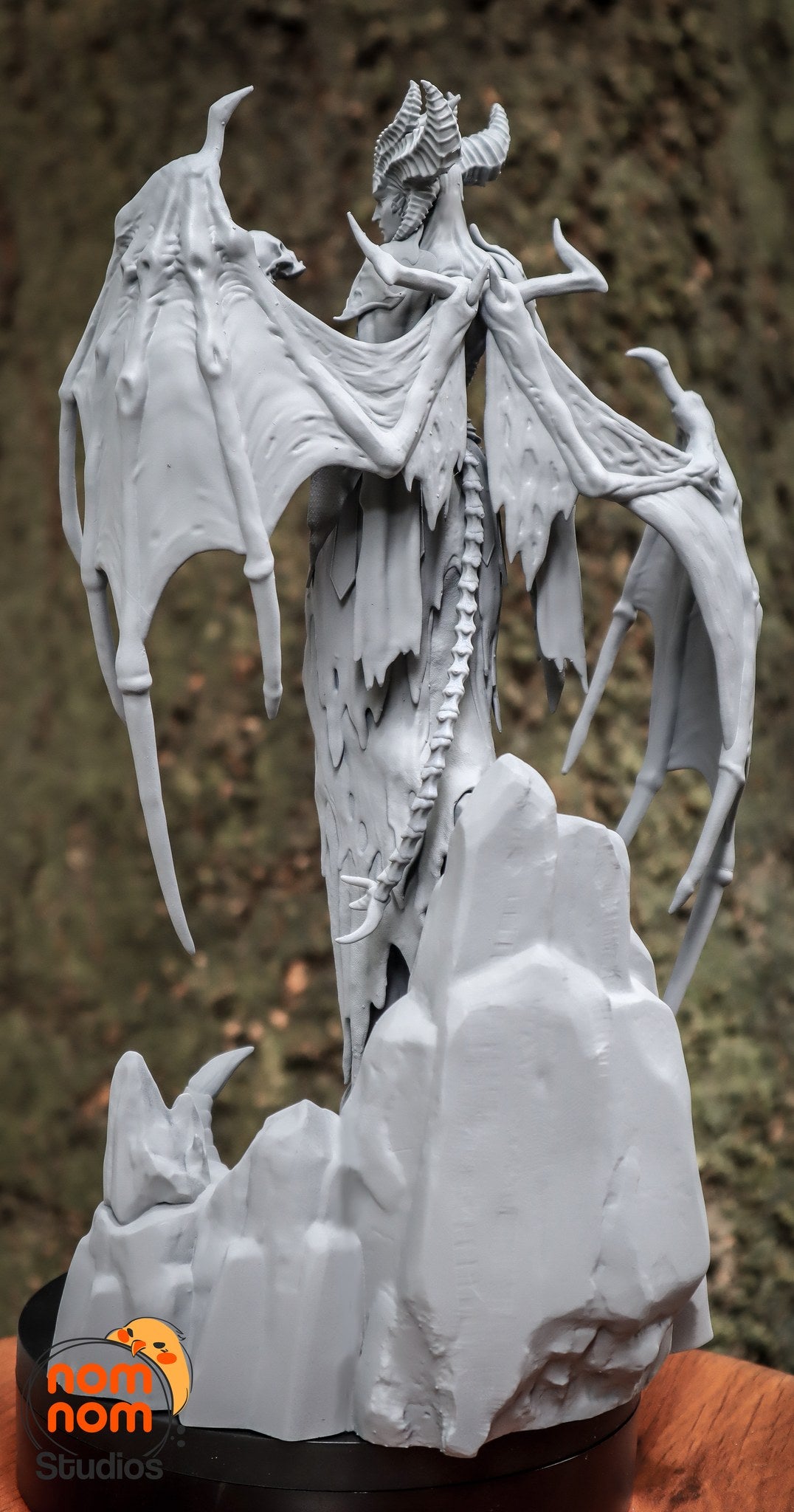 Lilith resin figure
