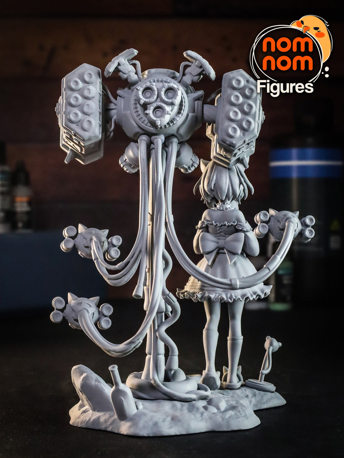 Luna and Tofu resin figure
