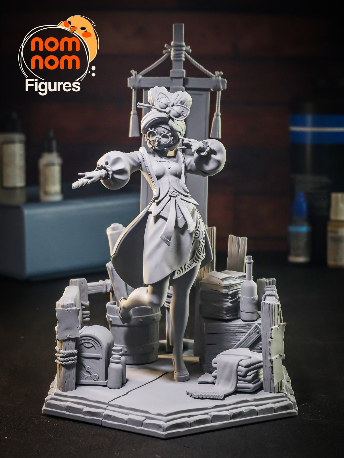 Purah resin figure