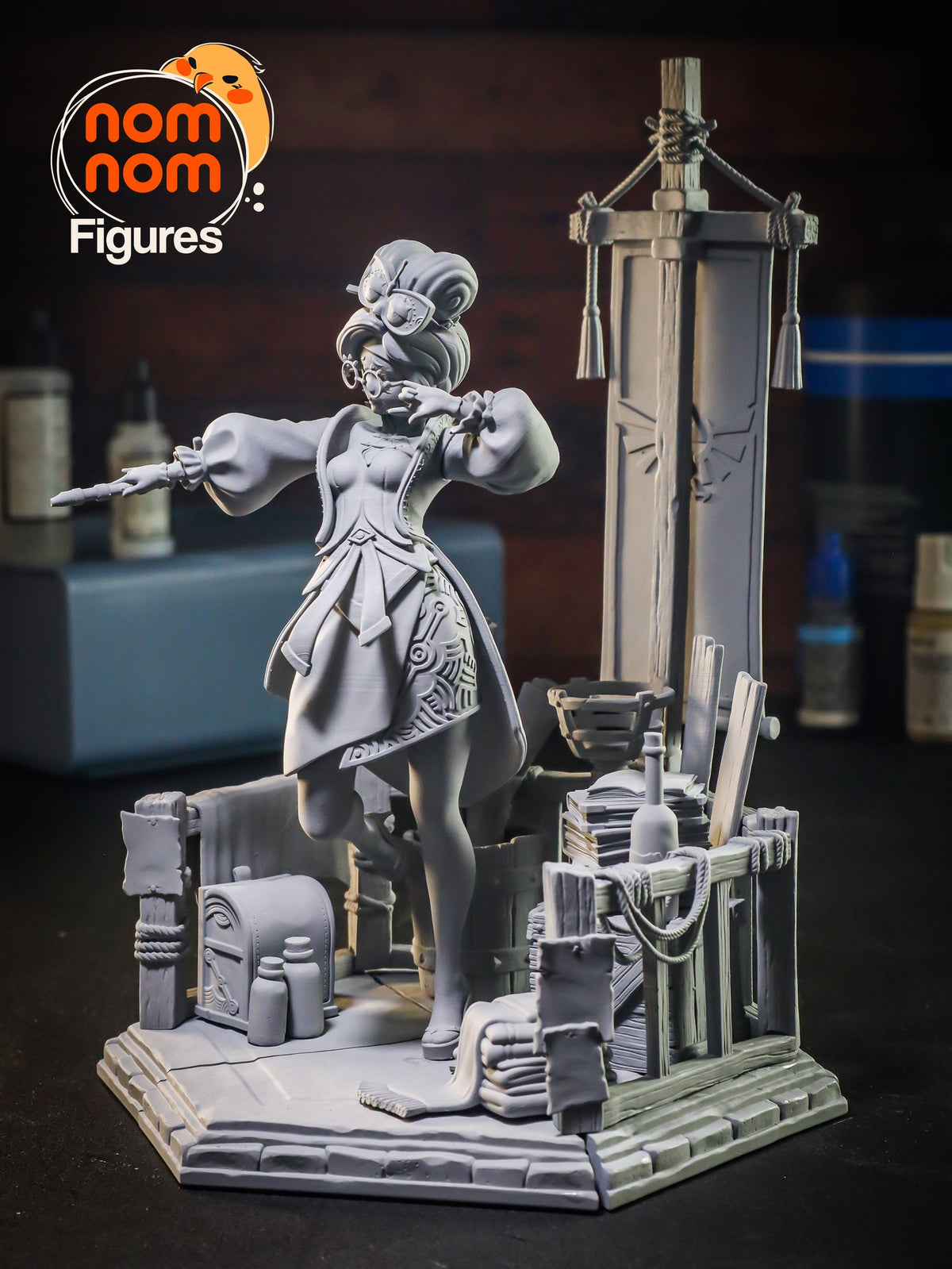 Purah resin figure