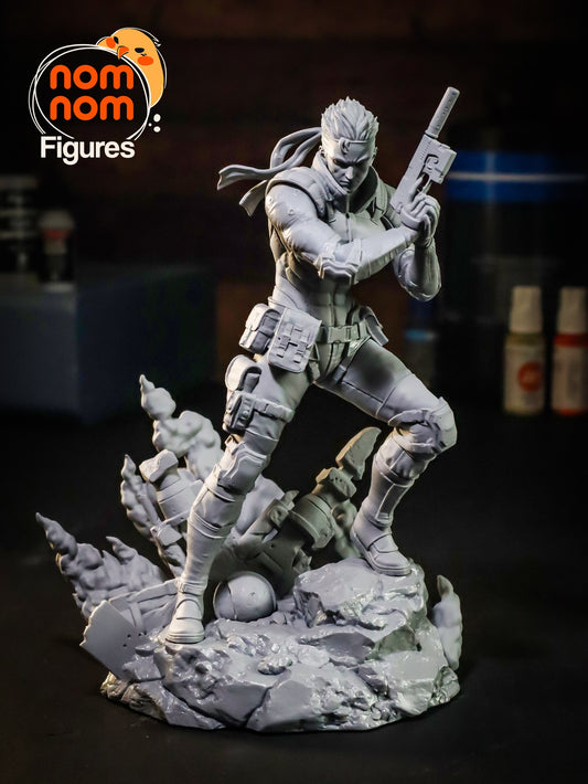 Solid Snake resin figure