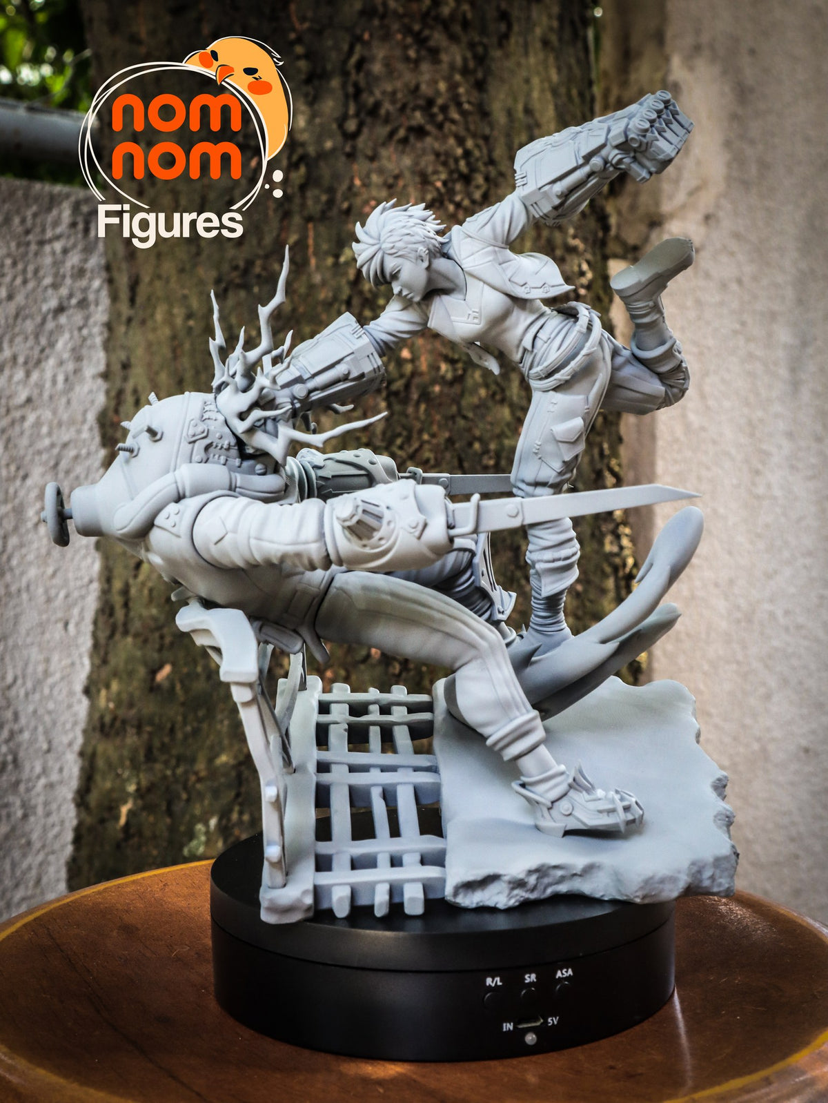 Vi resin figure