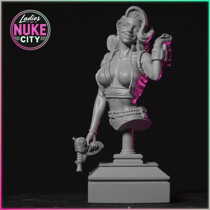 Nova Solstice resin figure