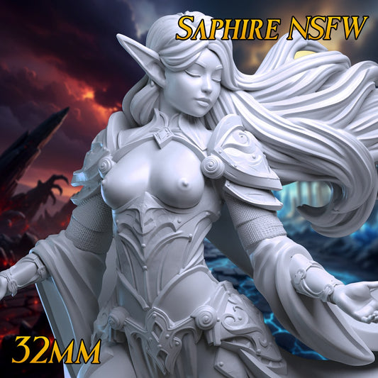 Saphire resin figure