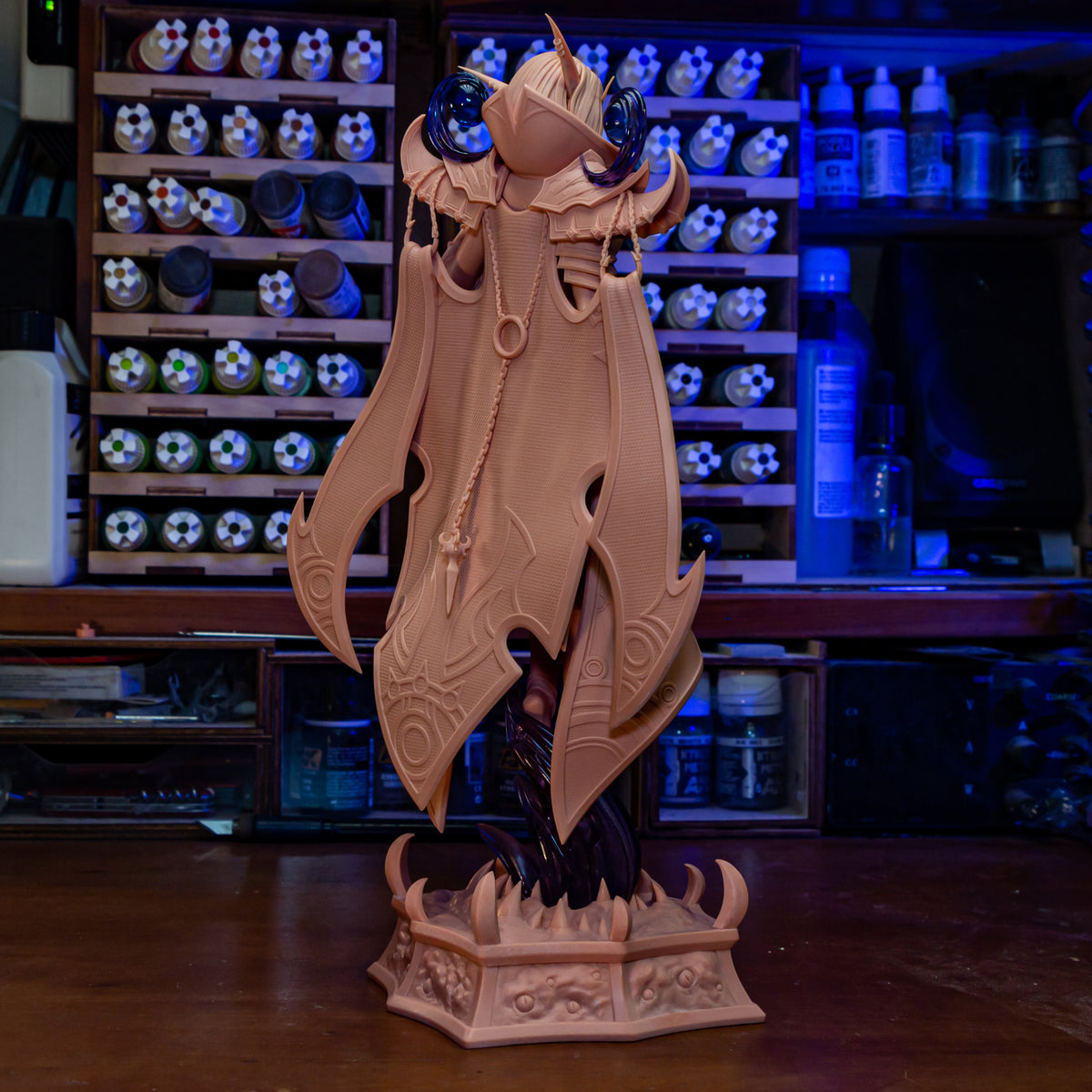 Xal'atath resin figure