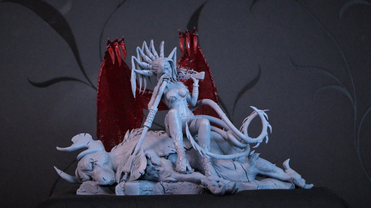 Nocticula resin figure