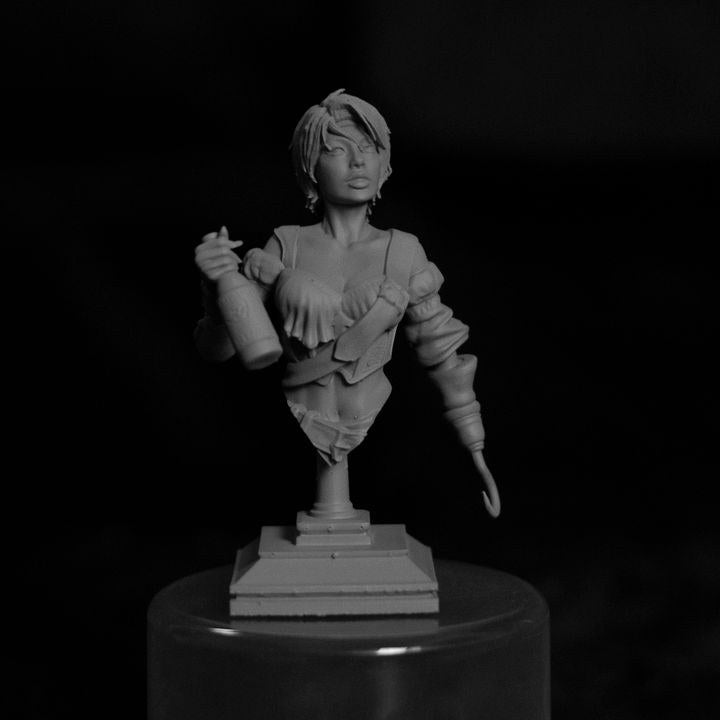 Hessie Reeve resin figure