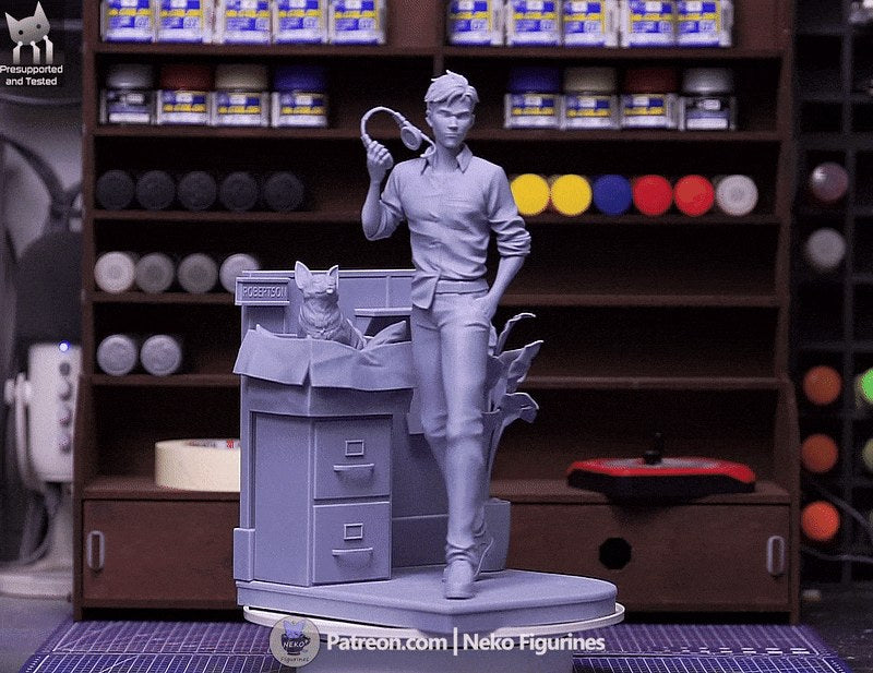 Robert resin figure